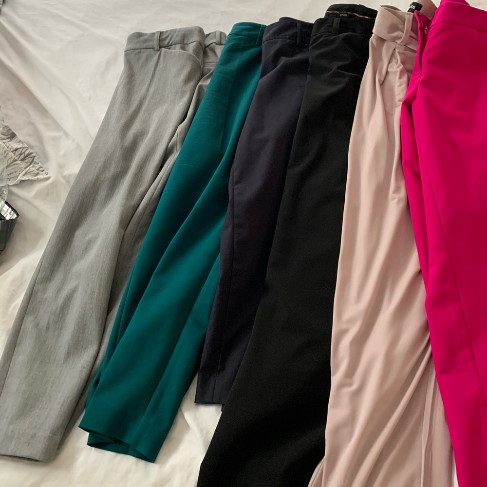 Lot of 6 pairs work pants. Most size 6 short.
